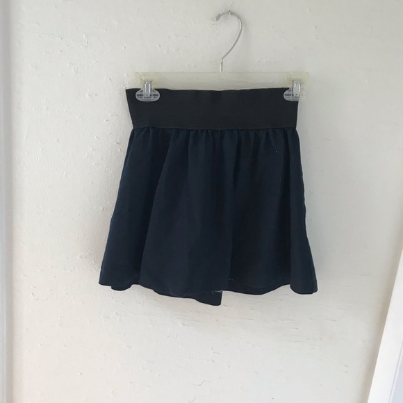 Skater navy skirt - Picture 2 of 3